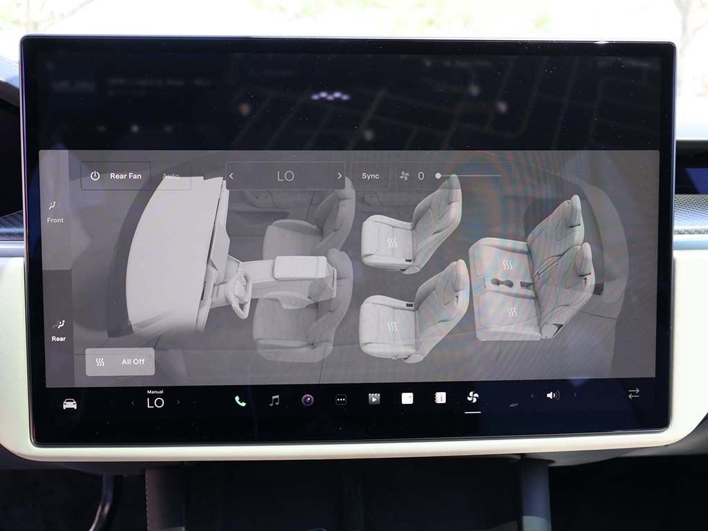 Used 2022 Tesla Model X Plaid image 48