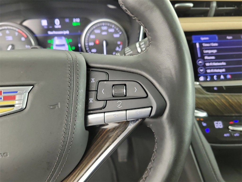 Certified 2023 Cadillac XT6 Premium Luxury w/ Platinum Package image 24