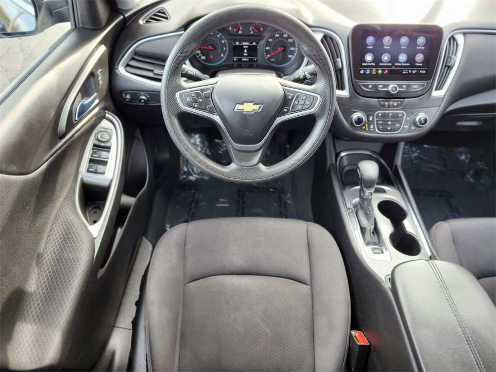 Used 2022 Chevrolet Malibu LT image 11