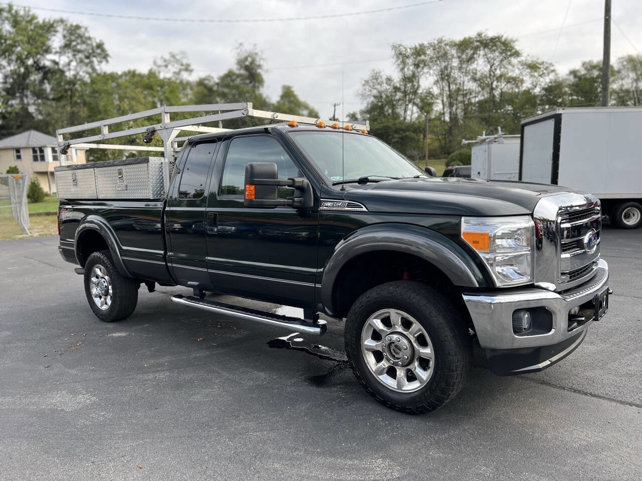 Used 2015 Ford F350 Lariat image 3