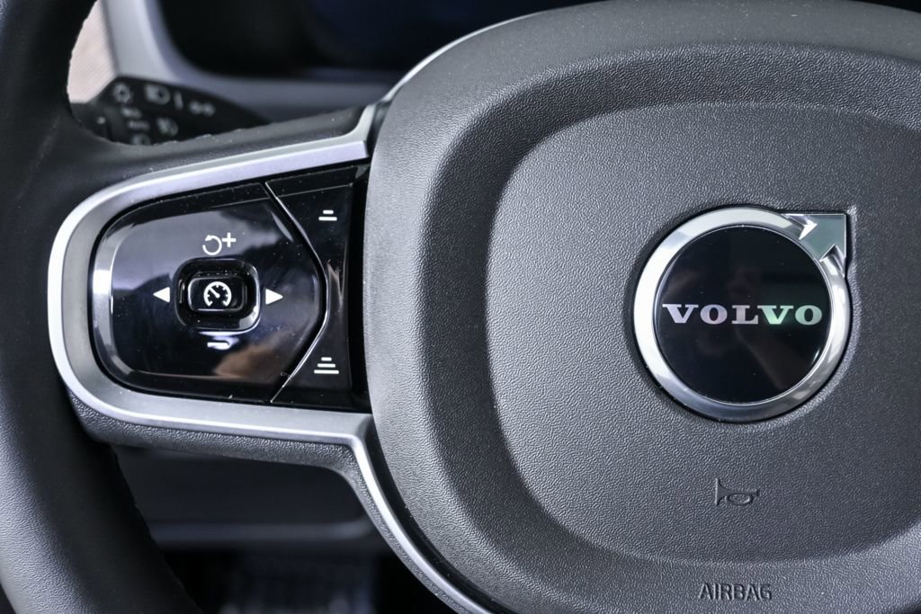 Certified 2026 Volvo XC90 B6 Plus w/ Protection Package Premier image 12