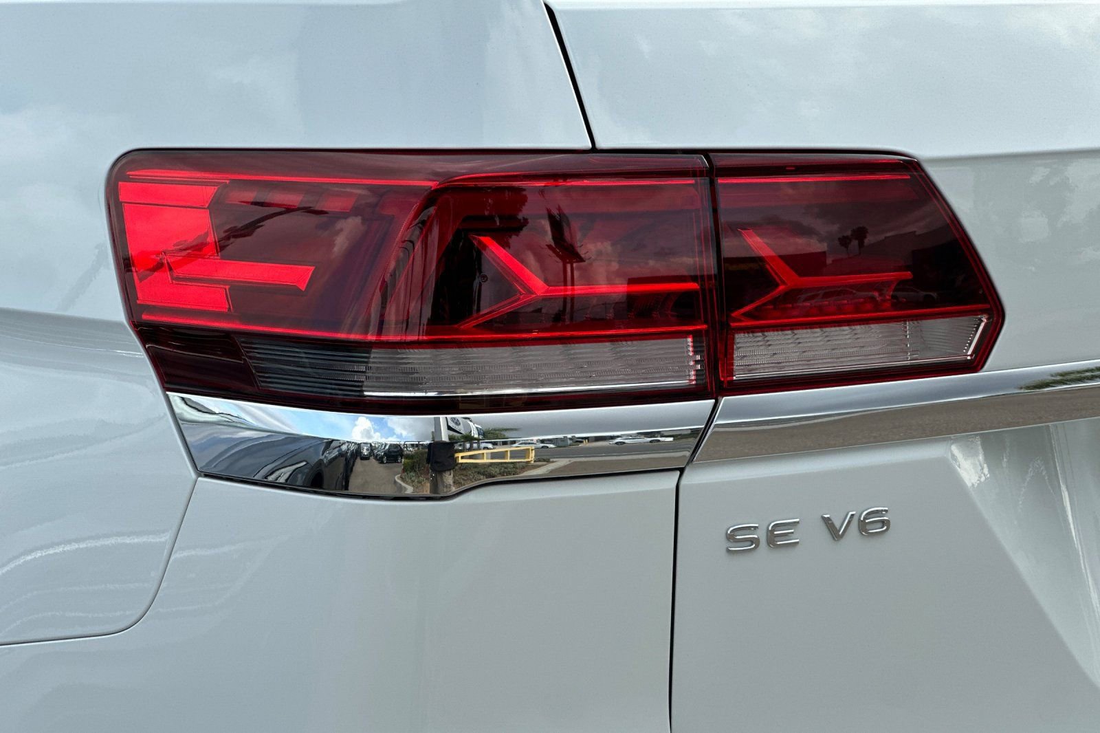 Used 2023 Volkswagen Atlas SE w/ Panoramic Sunroof Package FWD image 27