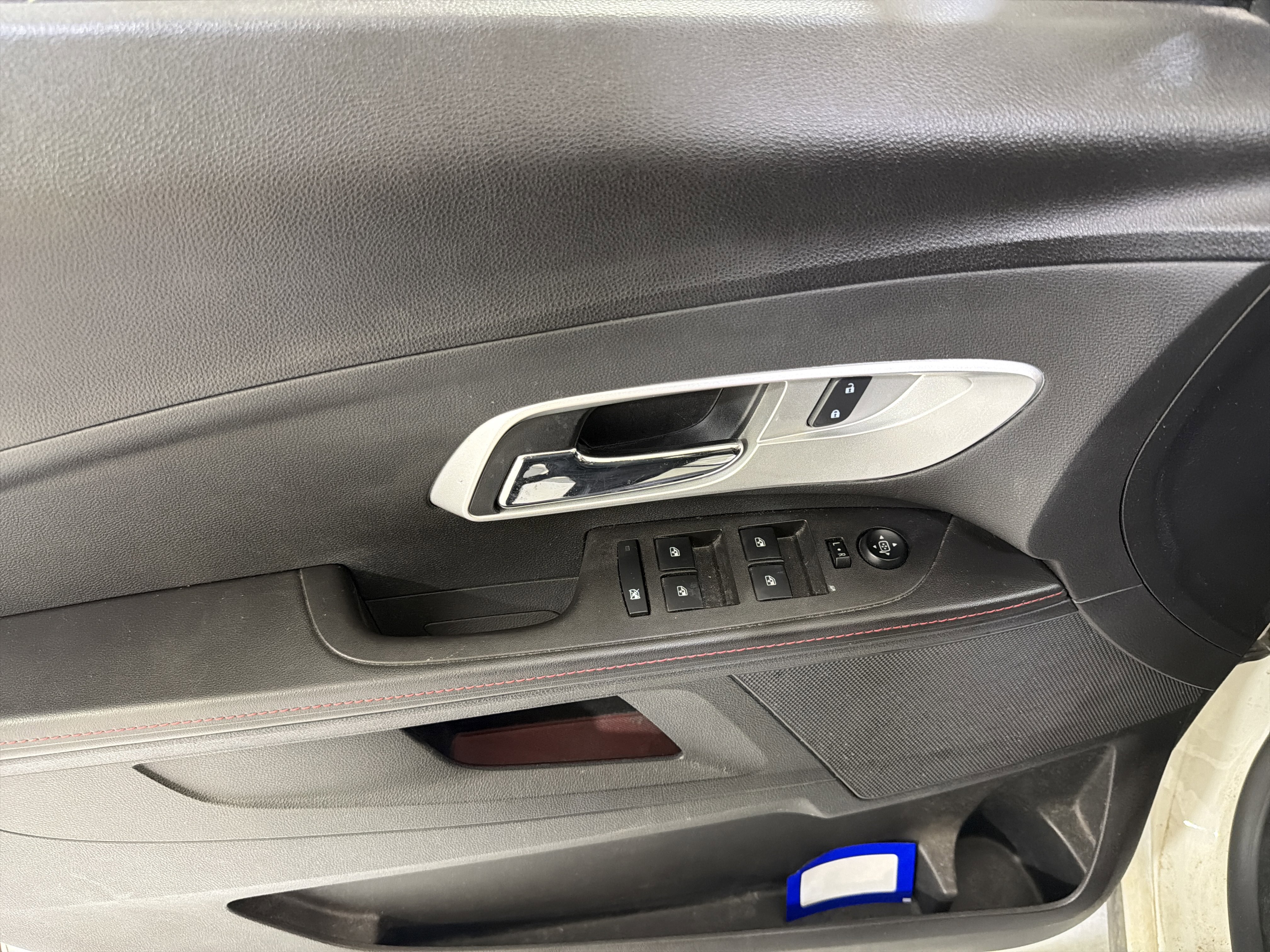 Used 2014 Chevrolet Equinox LT image 15