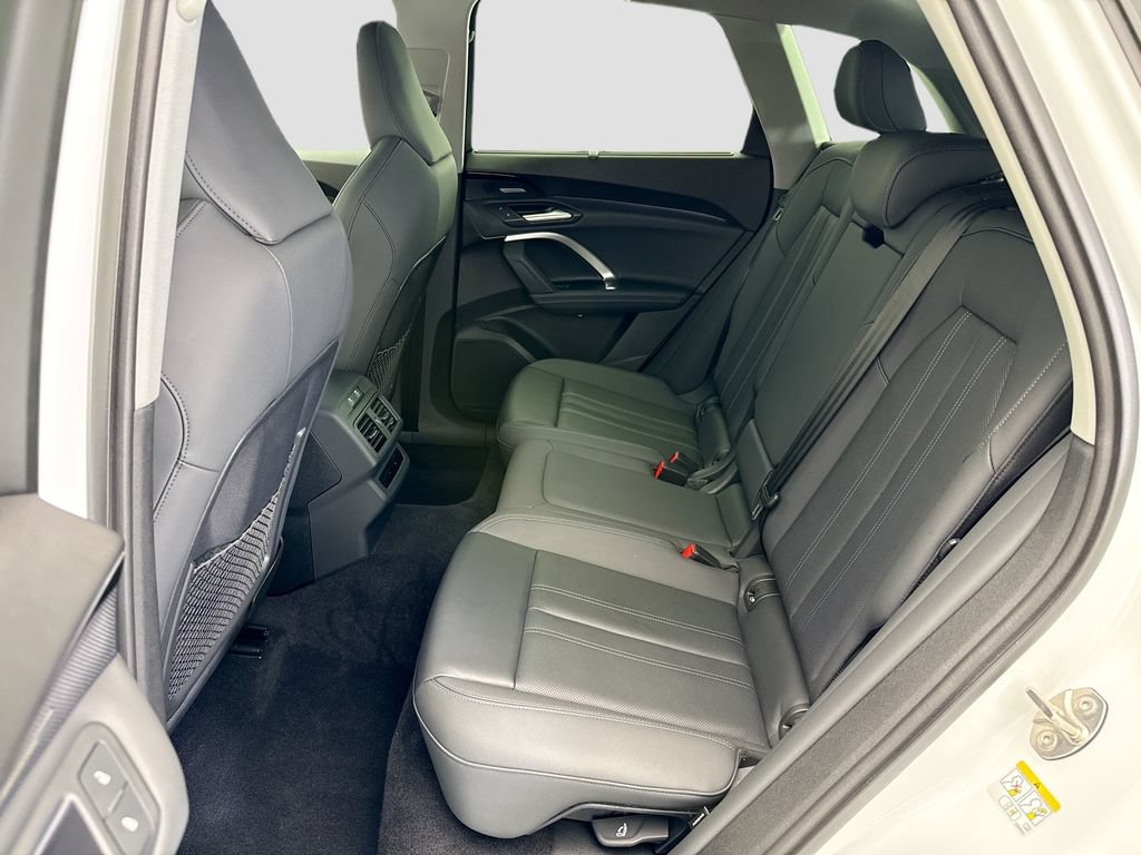 Certified 2025 Audi Q5 Premium Plus w/ Premium Plus AWD/4WD image 20