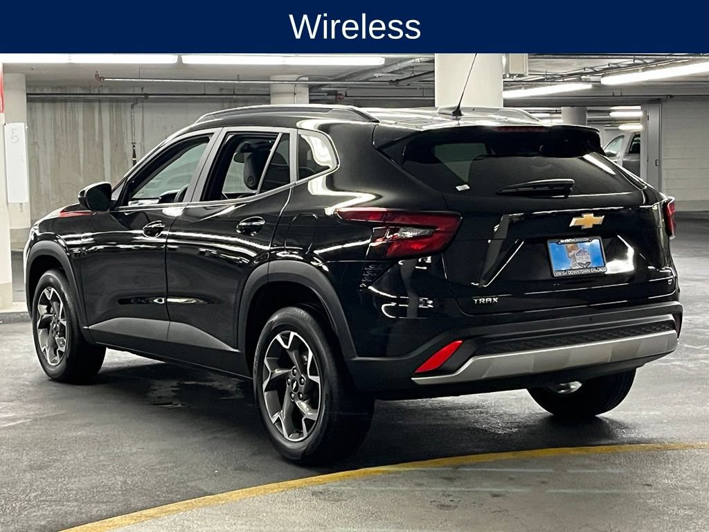 Used 2024 Chevrolet Trax LT w/ Driver Confidence Package FWD image 5