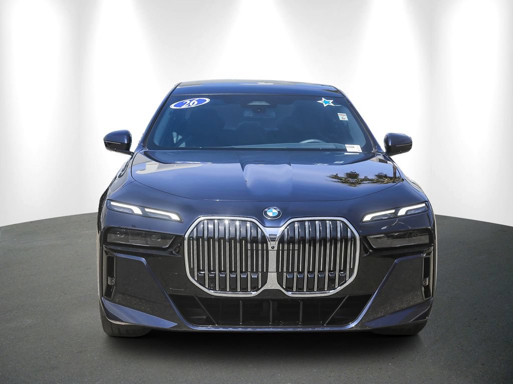 Used 2026 BMW 740i RWD image 2