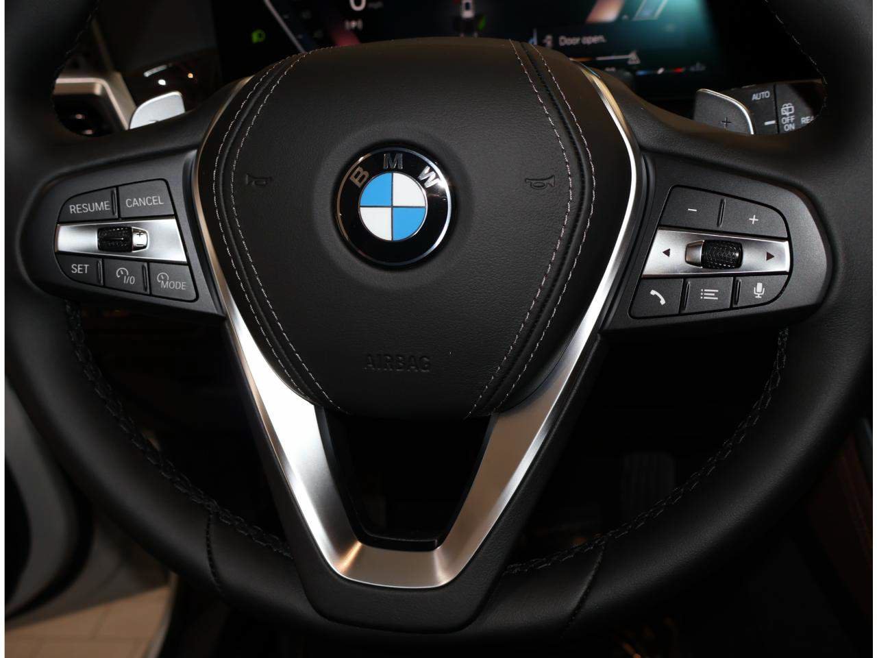 Used 2026 BMW X5 sDrive40i w/ Parking Assistance Package RWD image 21