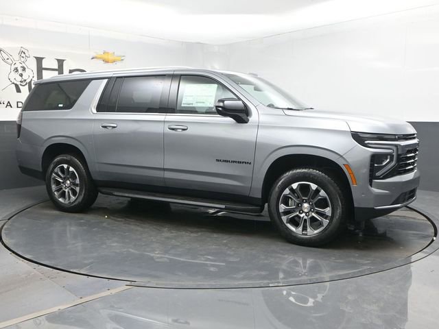 New 2026 Chevrolet Suburban LS w/ LPO, Dark Essentials Package AWD/4WD image 6