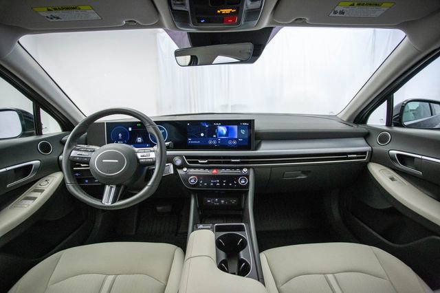 Used 2024 Hyundai Sonata SEL w/ Convenience Package image 12