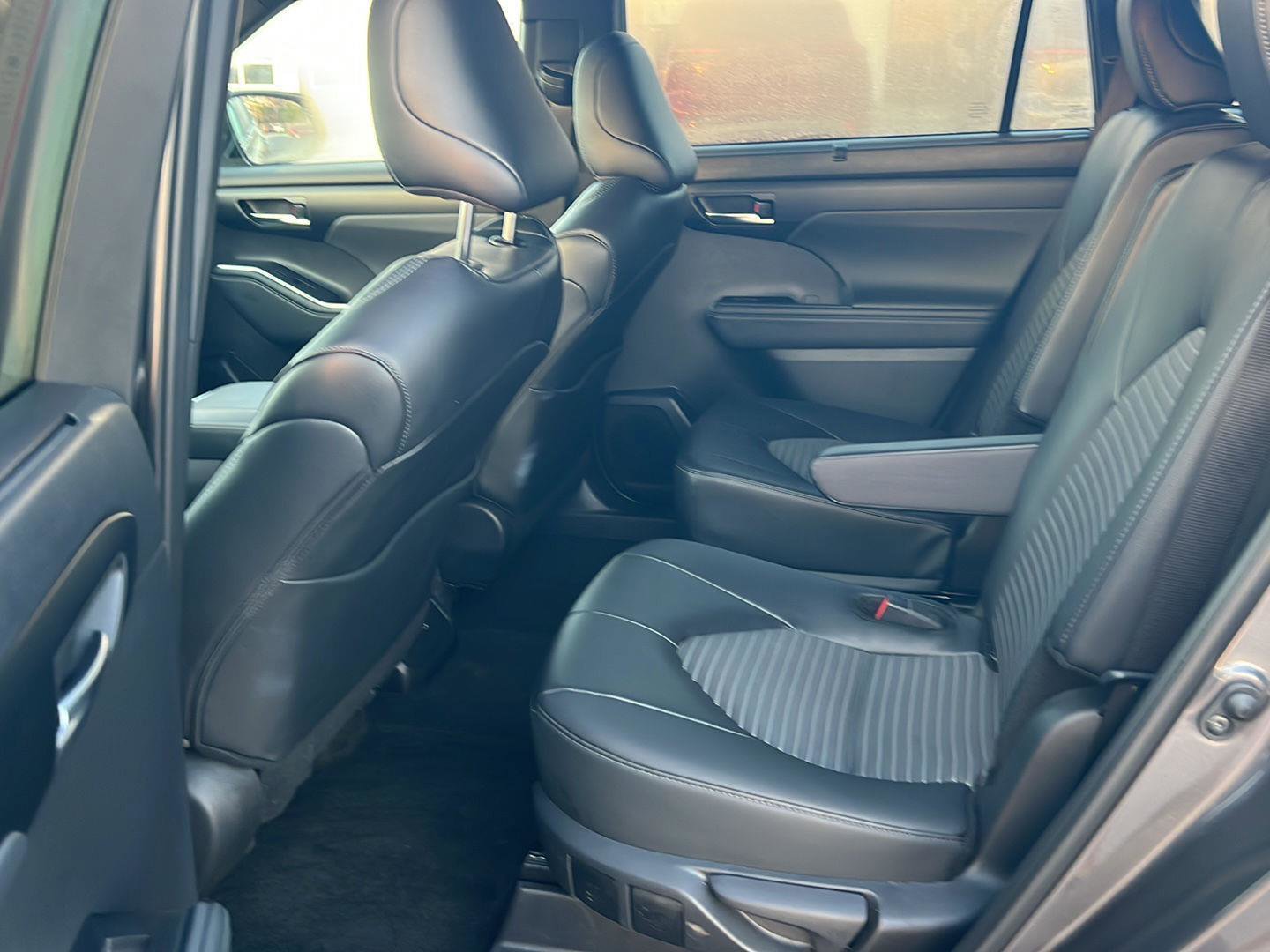 Certified 2025 Toyota Highlander XSE AWD/4WD image 12