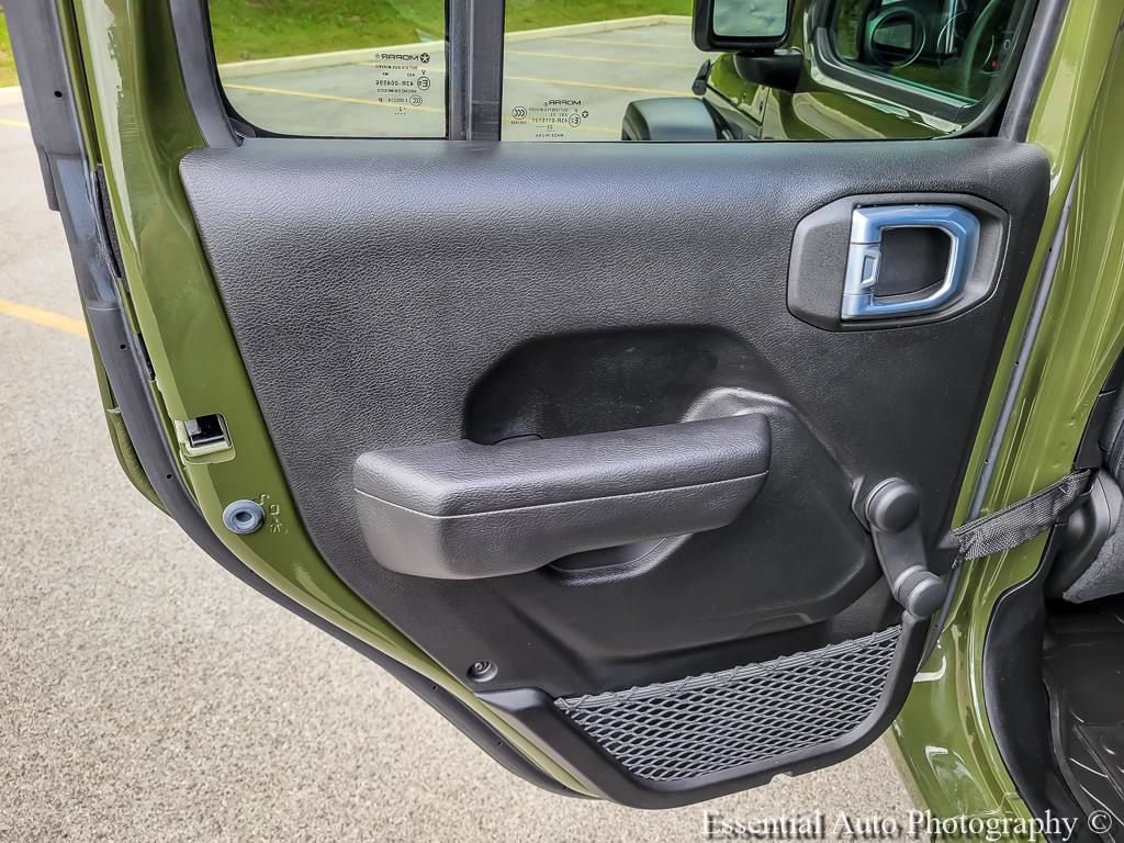 Used 2023 Jeep Wrangler Unlimited Sport AWD/4WD image 23