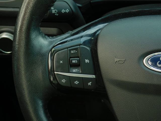 Used 2021 Ford Escape SE w/ Cold Weather Package image 9