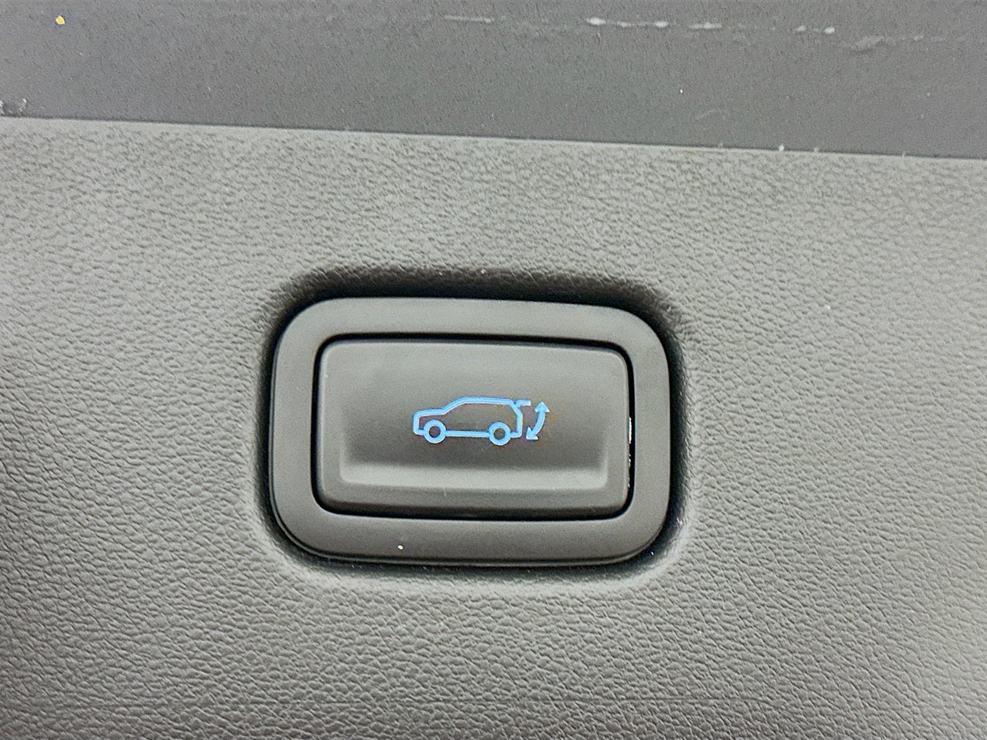 Used 2024 Hyundai Kona Limited image 32