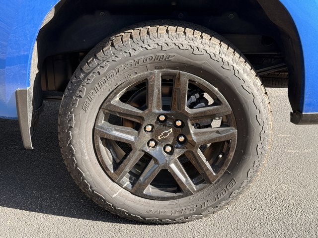 New 2026 Chevrolet Silverado 1500 Custom w/ LPO, Dark Essentials Package image 11