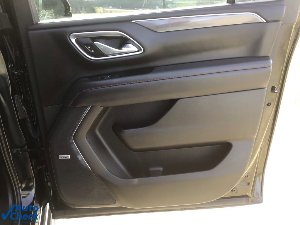 Used 2021 Chevrolet Suburban RST w/ Luxury Package image 19