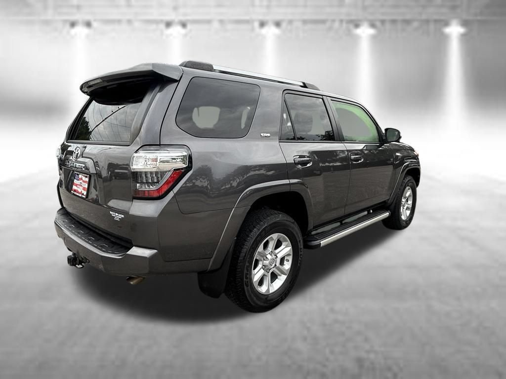 Used 2021 Toyota 4Runner SR5 Premium w/ Moonroof Package AWD/4WD image 4