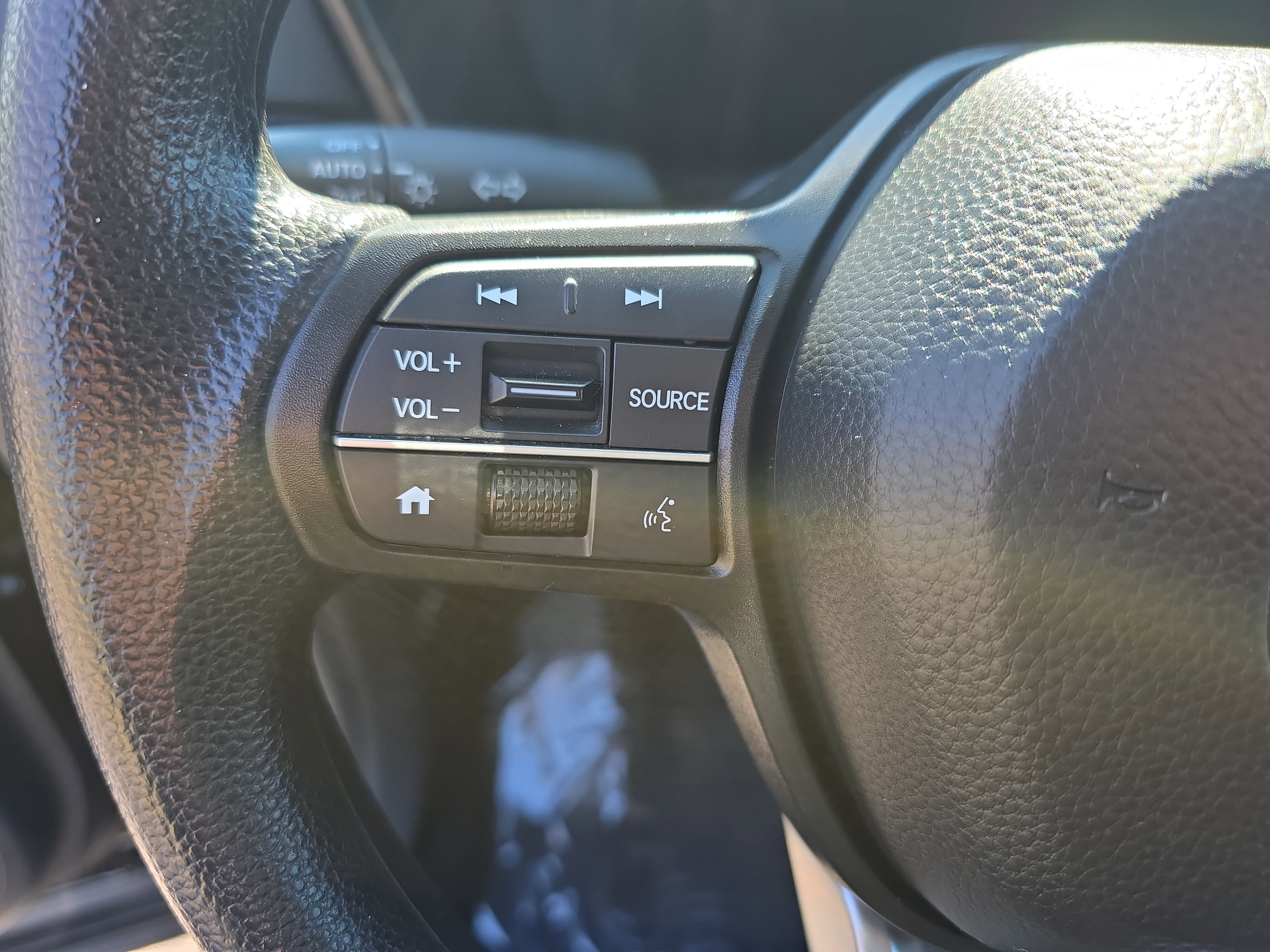 Used 2024 Honda CR-V EX image 17