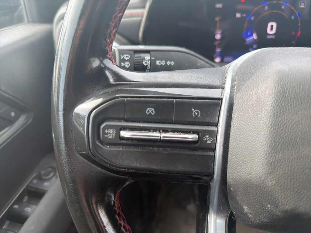 Used 2023 Chevrolet Colorado Z71 w/ Z71 Convenience Package 2 image 24