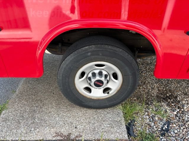 Used 2021 GMC Savana 3500 w/ Power Convenience Package RWD image 23