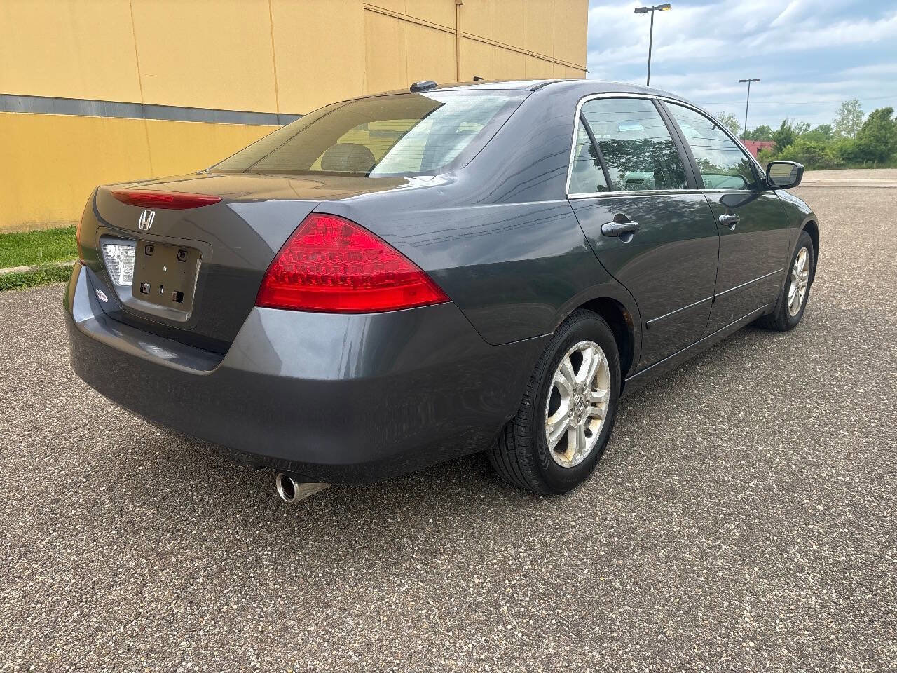 Used 2006 Honda Accord EX-L image 5