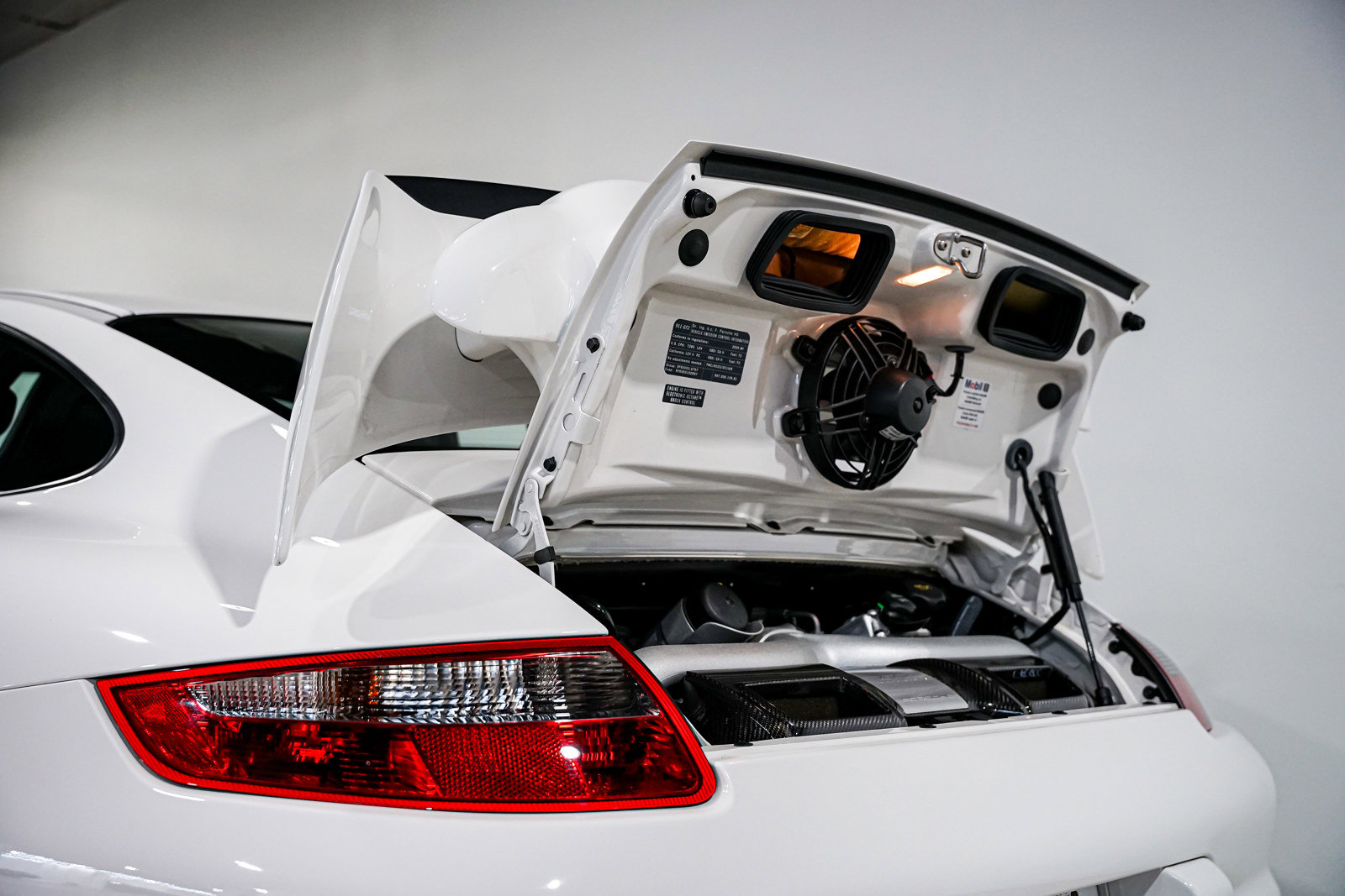 Used 2009 Porsche 911 GT2 image 51