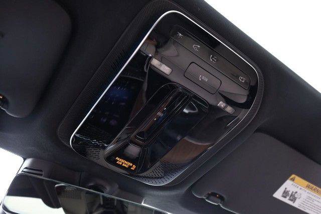 Used 2024 Mercedes-Benz GLC 300 4MATIC image 18