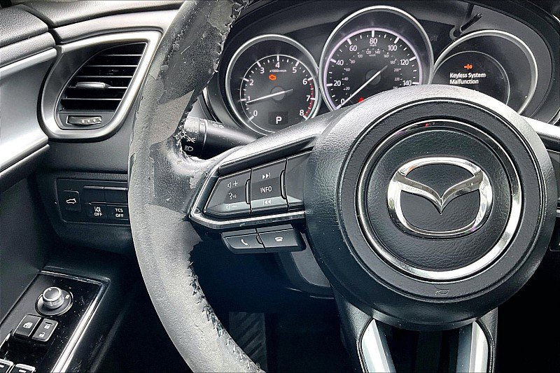 Used 2019 MAZDA CX-9 Touring AWD/4WD image 17