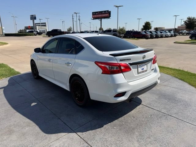Used 2018 Nissan Sentra SR w/ SR Midnight Edition Package FWD image 5