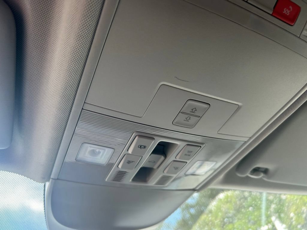 New 2026 Volkswagen Taos SE FWD image 57