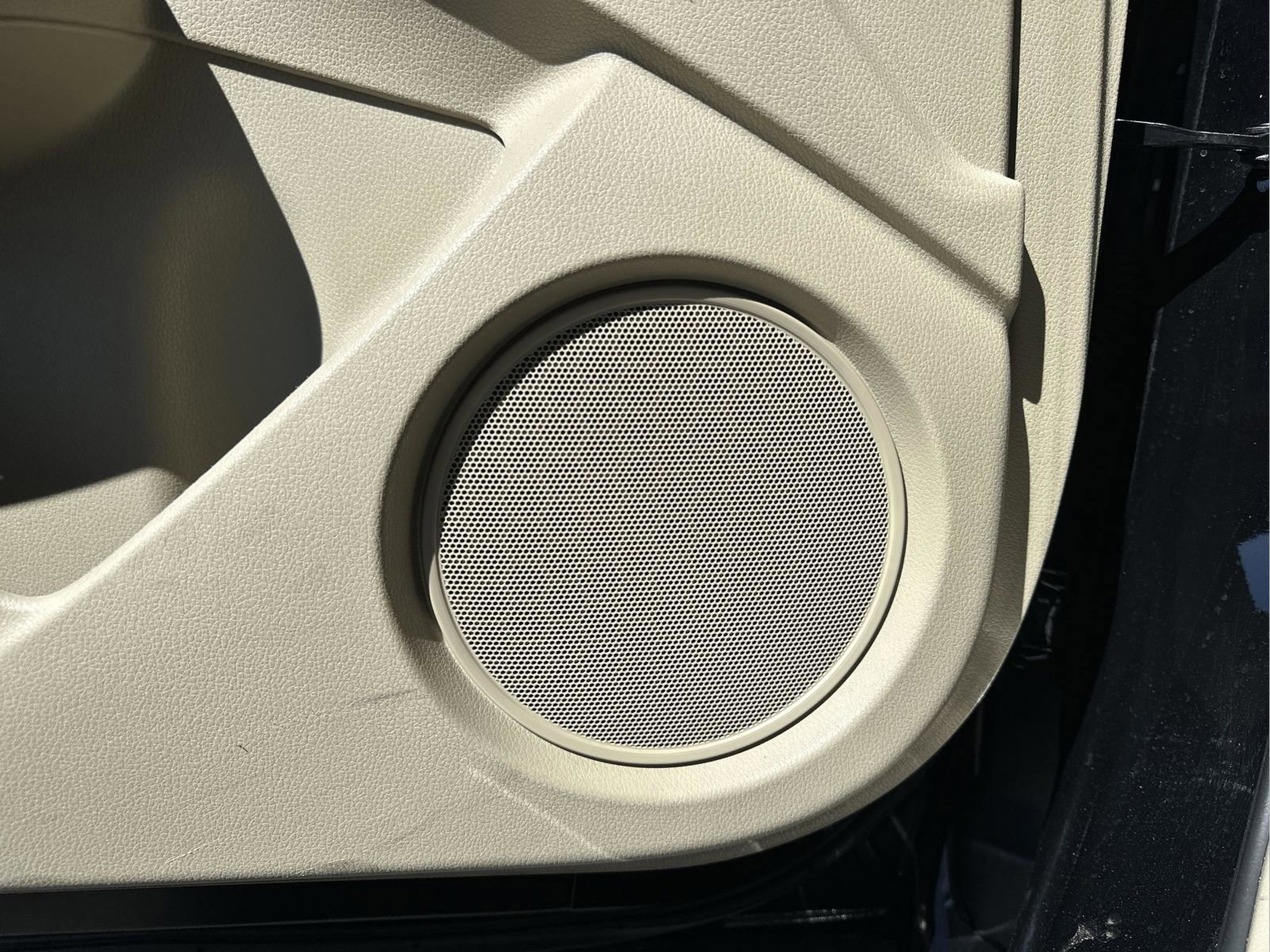 Used 2017 Acura RDX AWD w/ Technology Package image 28