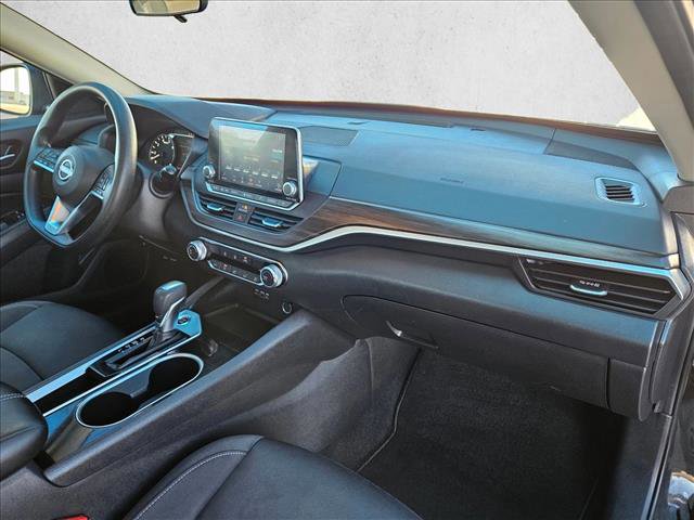 Used 2024 Nissan Altima 2.5 SV image 22