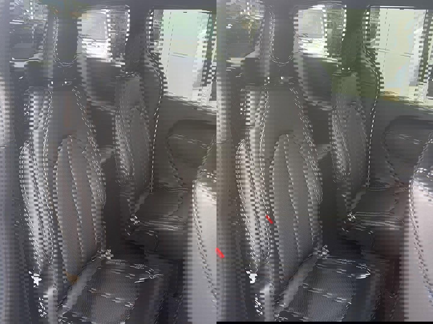 New 2026 Chrysler Pacifica Select image 6