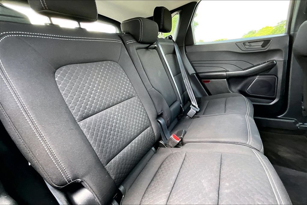 Used 2024 Ford Escape Active w/ Cold Weather Package FWD image 25
