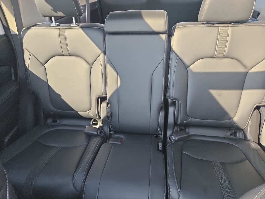 Certified 2023 Honda Pilot Touring image 45