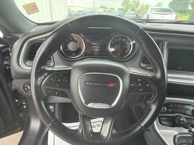 Used 2019 Dodge Challenger SXT RWD image 15
