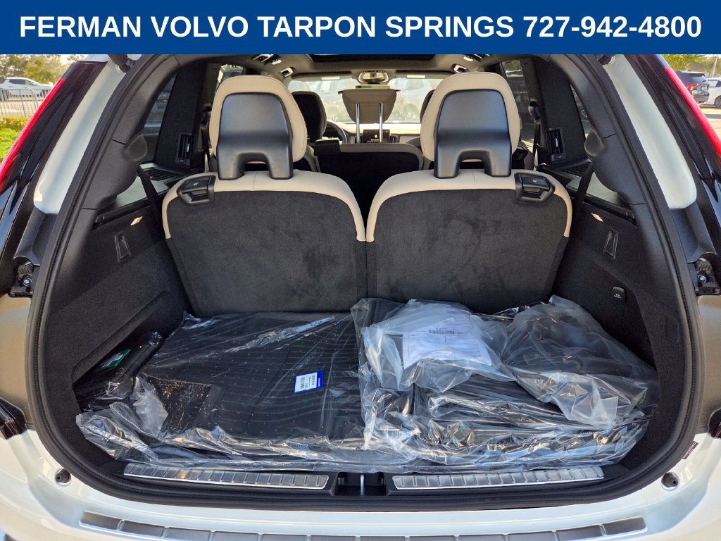 New 2027 Volvo XC90 T8 Plus AWD/4WD image 17