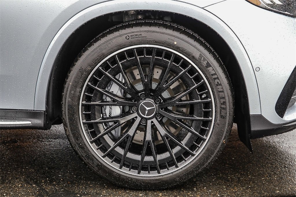 Used 2024 Mercedes-Benz GLC 43 AMG 4MATIC image 11