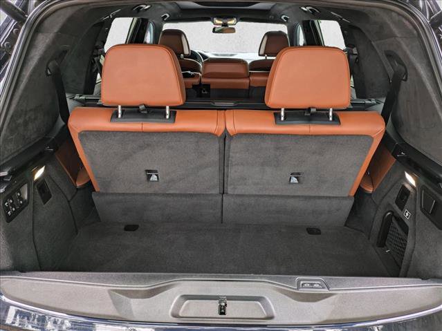Used 2022 BMW X7 xDrive40i w/ M Sport Package image 6