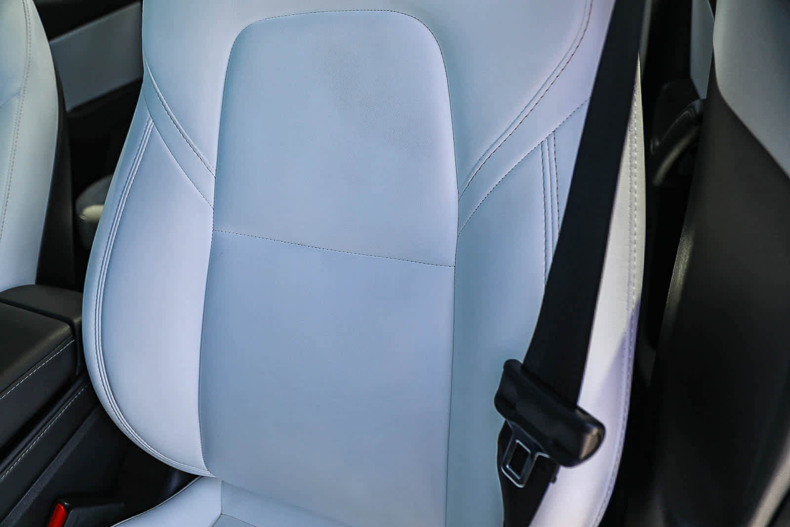 Used 2021 Tesla Model Y Long Range image 23