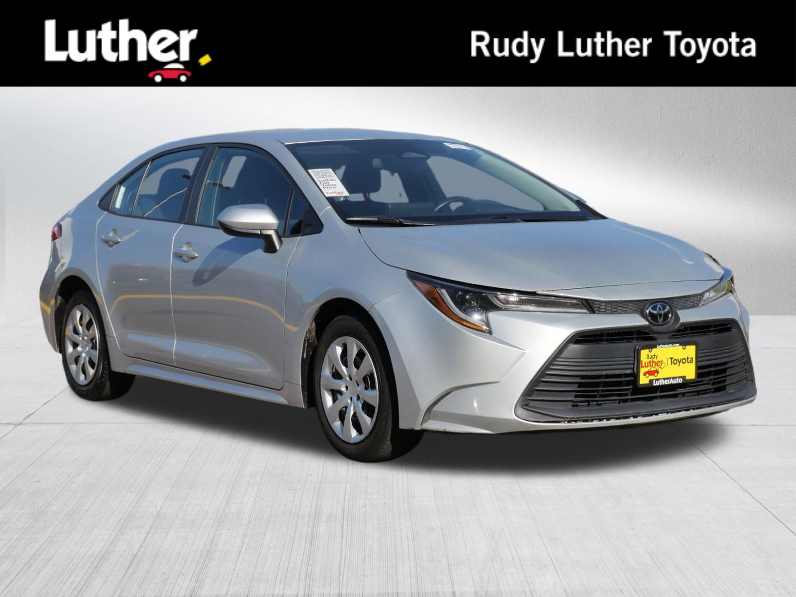 Certified 2023 Toyota Corolla LE FWD image 1