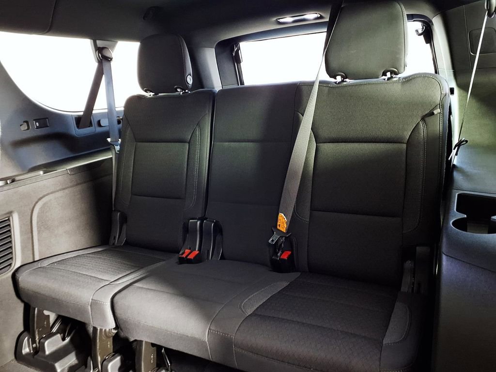 Used 2022 GMC Yukon XL SLE w/ Gmc Pro Safety Plus Package image 9