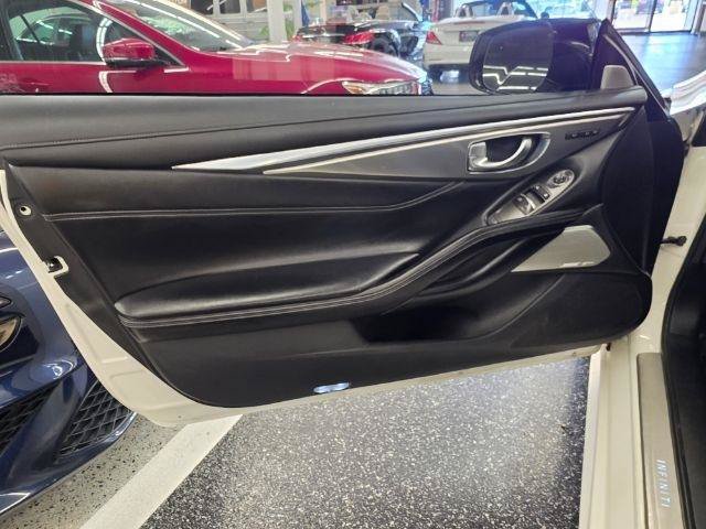 Used 2018 INFINITI Q60 3.0t Luxe w/ Sensory Package 3.0T Luxe AWD/4WD image 27