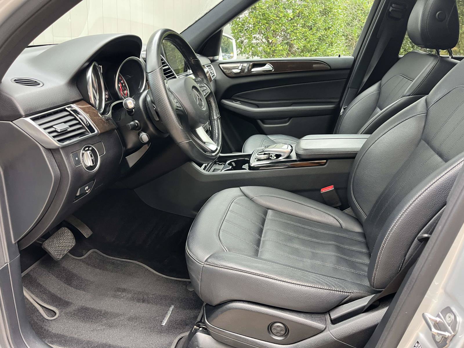 Used 2018 Mercedes-Benz GLE 350 4MATIC image 37