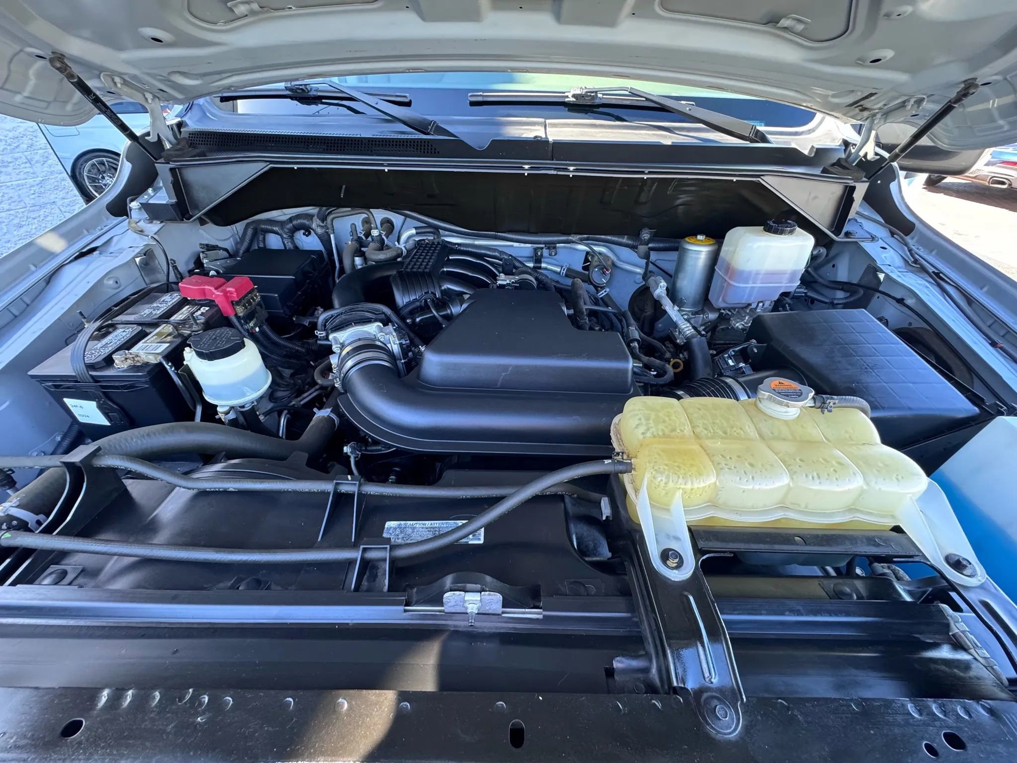 Used 2019 Nissan NV 3500 S image 31