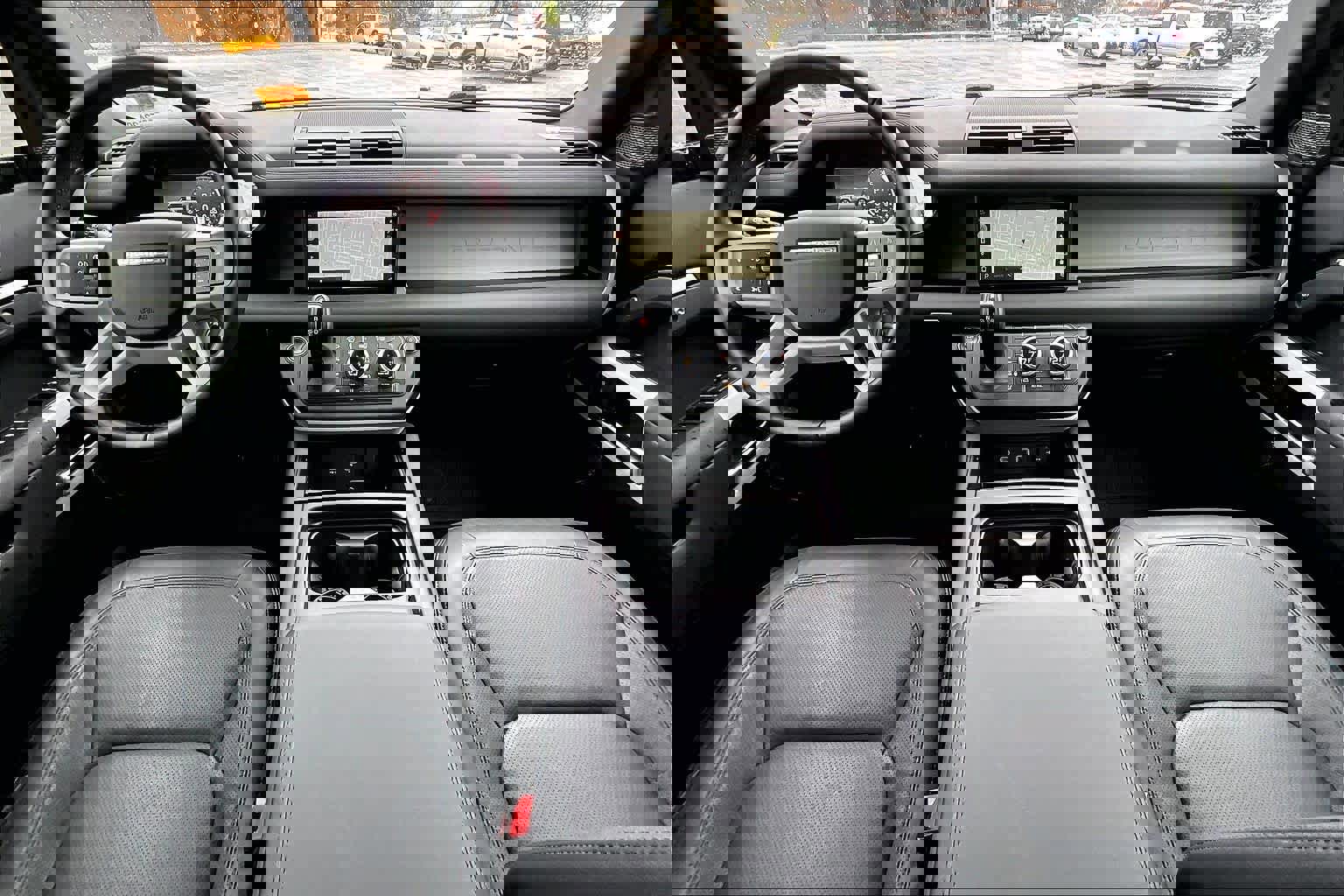 Used 2024 Land Rover Defender 110 S image 16