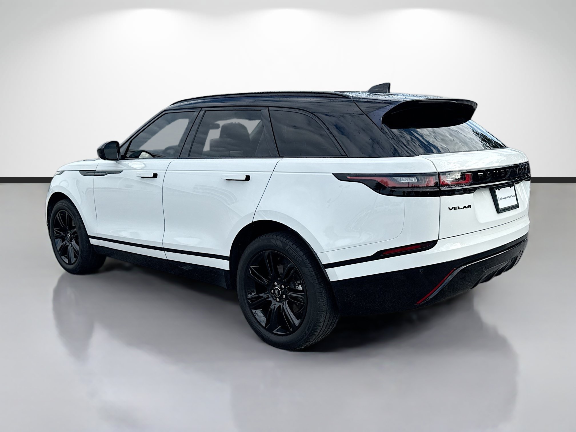 Used 2023 Land Rover Range Rover Velar R-Dynamic S AWD/4WD image 5