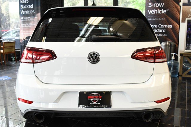 Used 2018 Volkswagen GTI SE w/ SE Leather Package FWD image 10