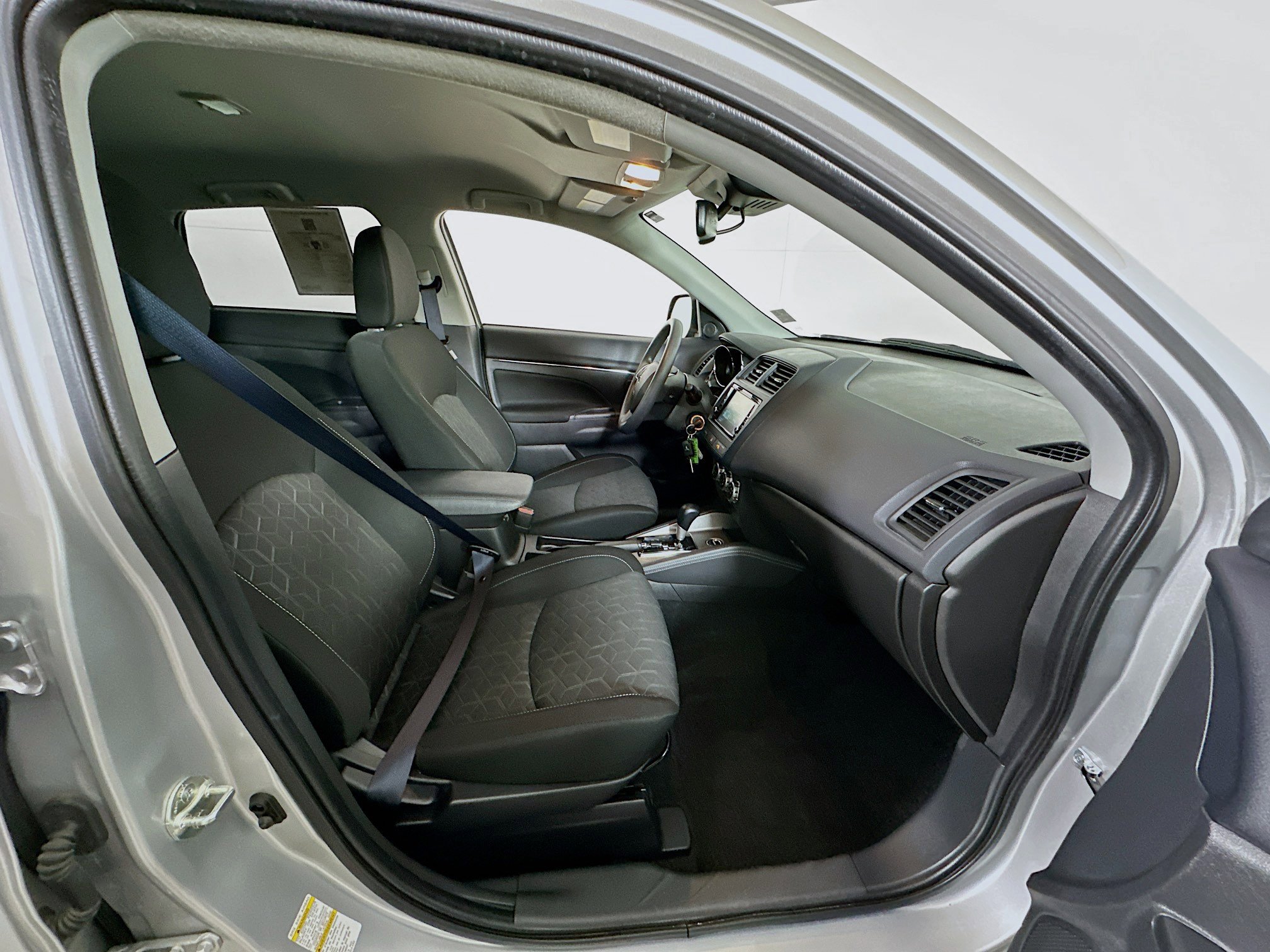Used 2025 Mitsubishi Outlander Sport AWD image 31