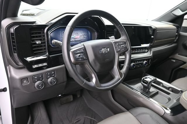 Used 2024 Chevrolet Silverado 1500 ZR2 w/ Technology Package AWD/4WD image 24