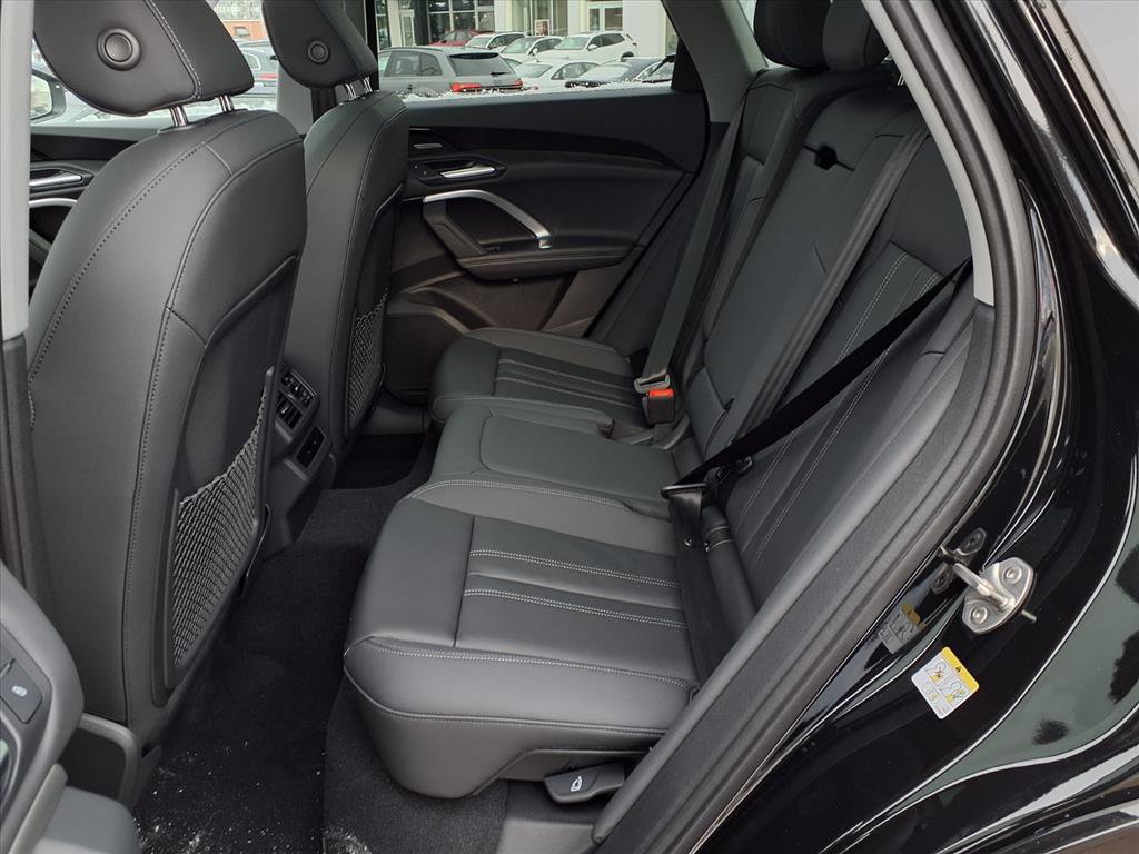 New 2025 Audi Q5 Premium Plus image 7